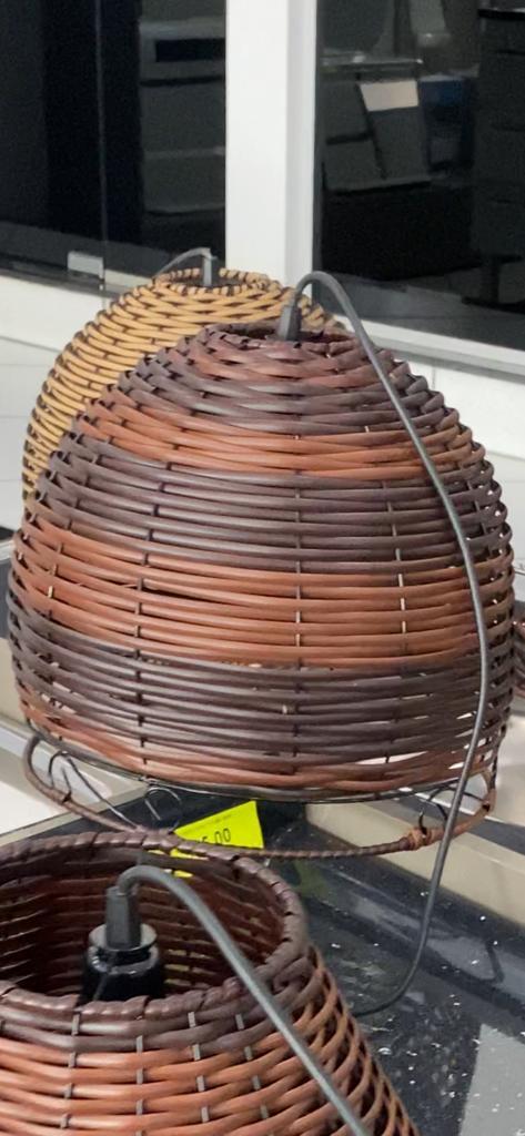 LUMINARIA PENDENTE MEIA LUA TIJOLO