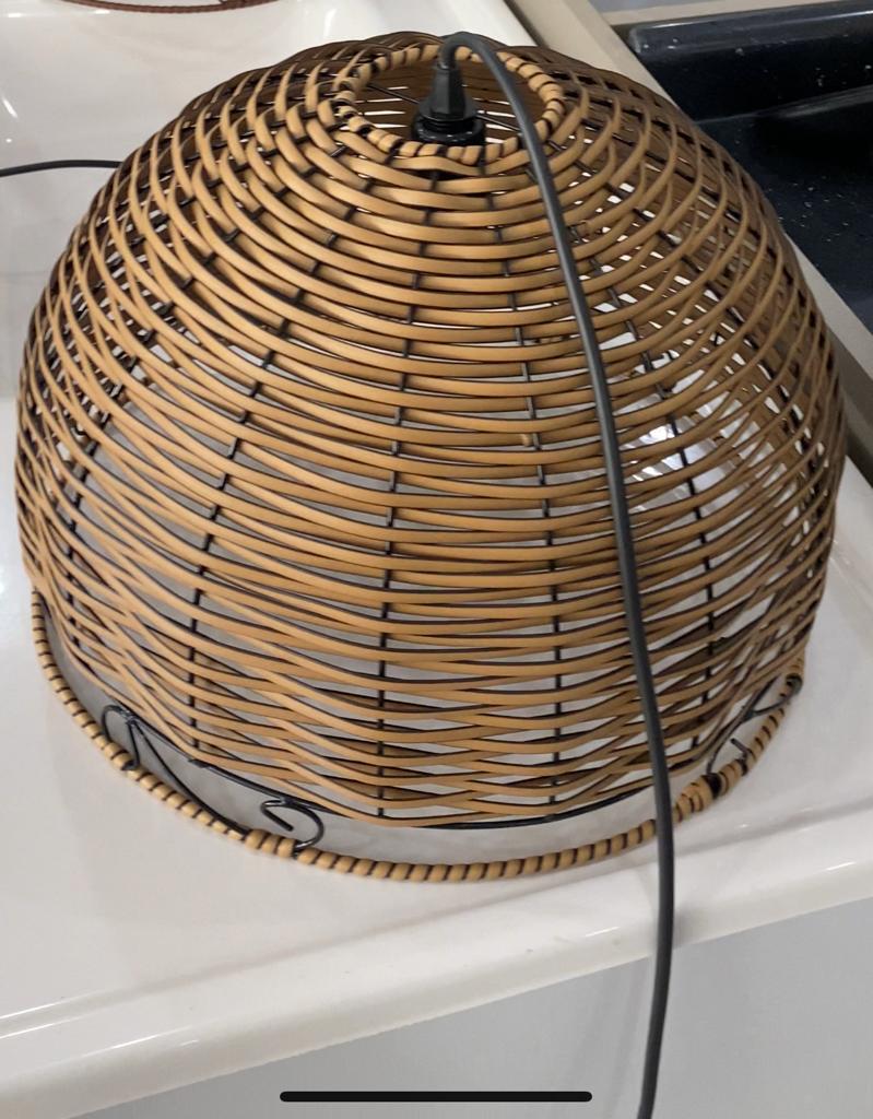 LUMINARIA PENDENTE MEIA LUA BIG PALHA